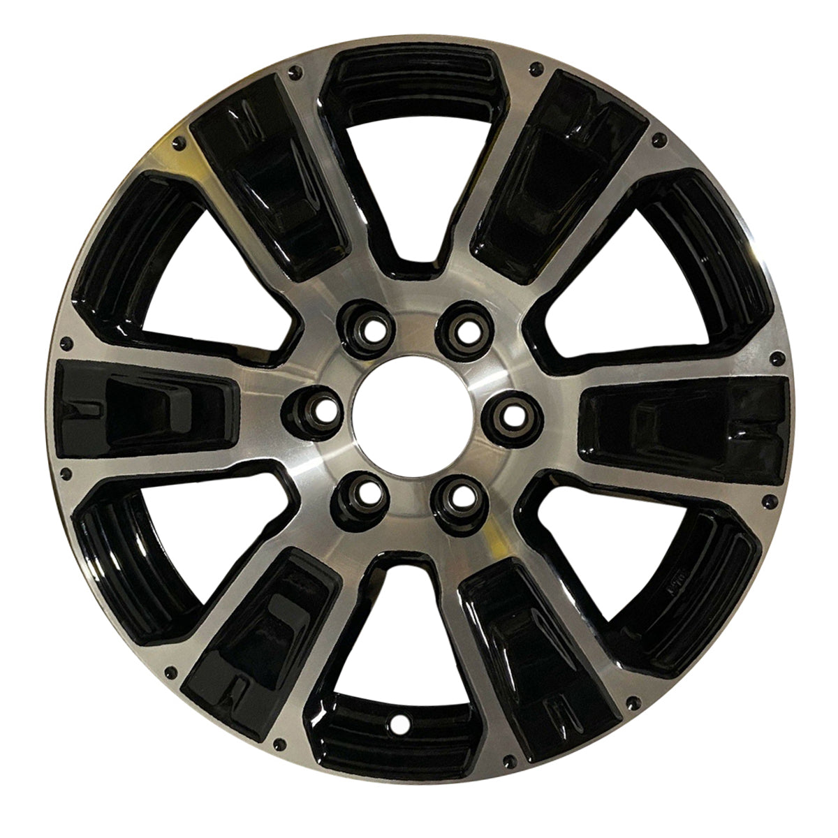 2019 Nissan Titan 18" OEM Wheel Rim W62752MB