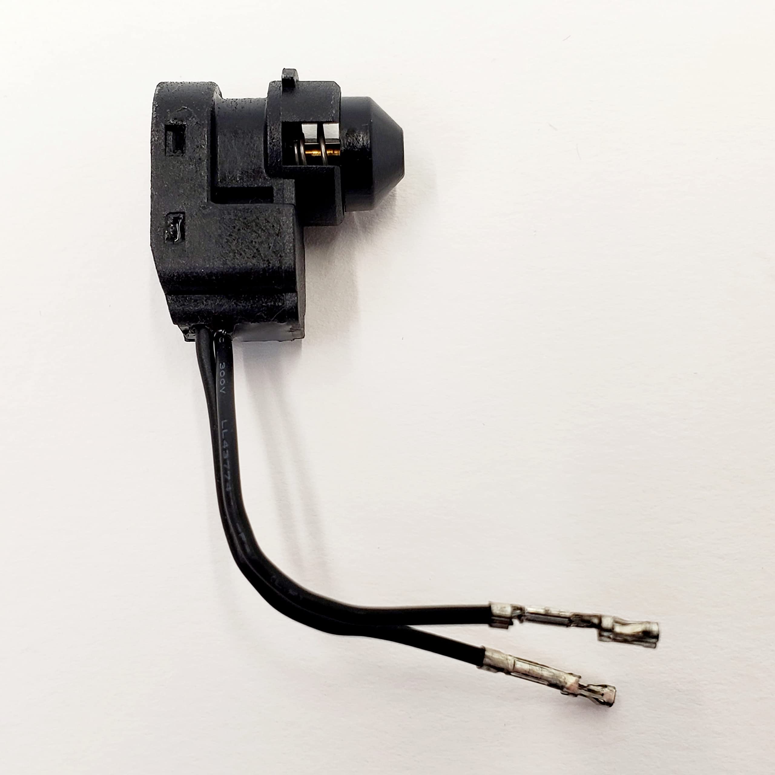 Handlebar-Mounted Front Brake Light Switch For 2012-2017 Harley Softail Fx/Fl, 2012-2017 Dyna Fxd & 2014-2021 Sportster Xl Models - Replaces Hd# 71500118 – With Plug-N-Play Molex Wire Connectors