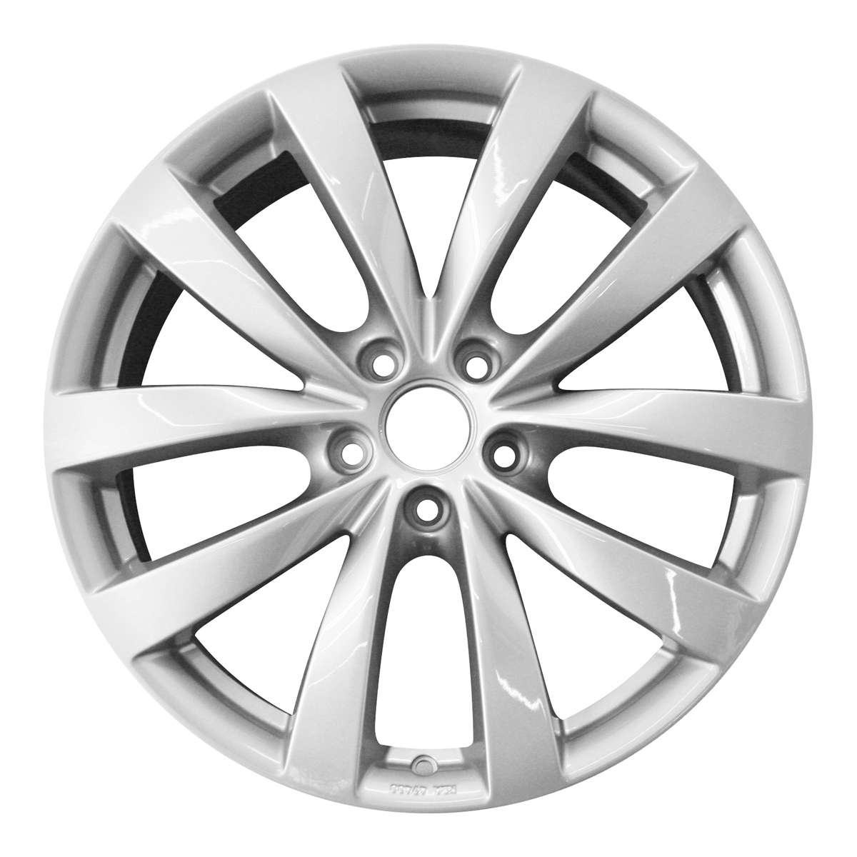 2012 Volkswagen Passat 19" OEM Wheel Rim W99807S